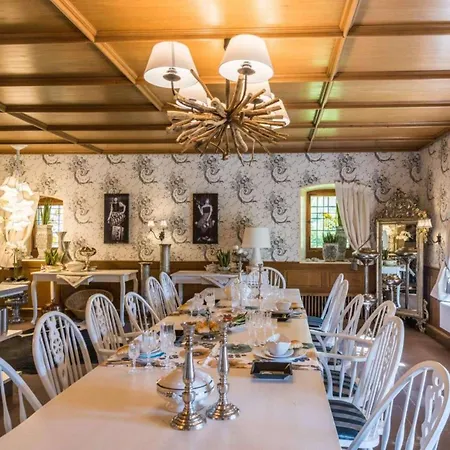 Сasa de vacaciones Herrenhaus Baerenschloessle 1 - 3500 M2 - 18 Personen *