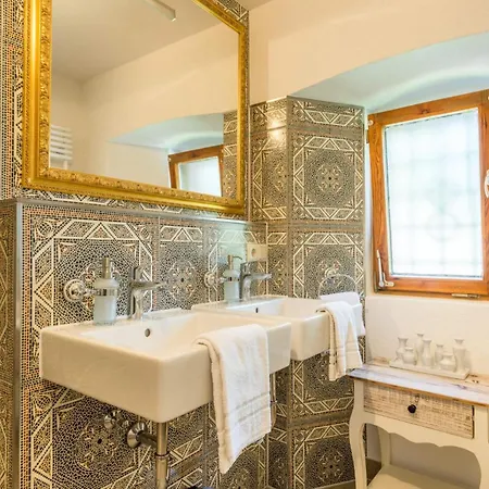 Сasa de vacaciones Herrenhaus Baerenschloessle 1 - 3500 M2 - 18 Personen *